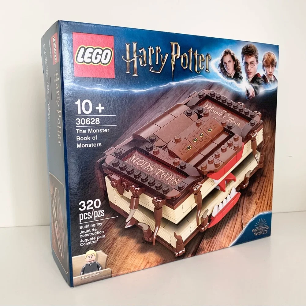 Harry Potter monster book lego set